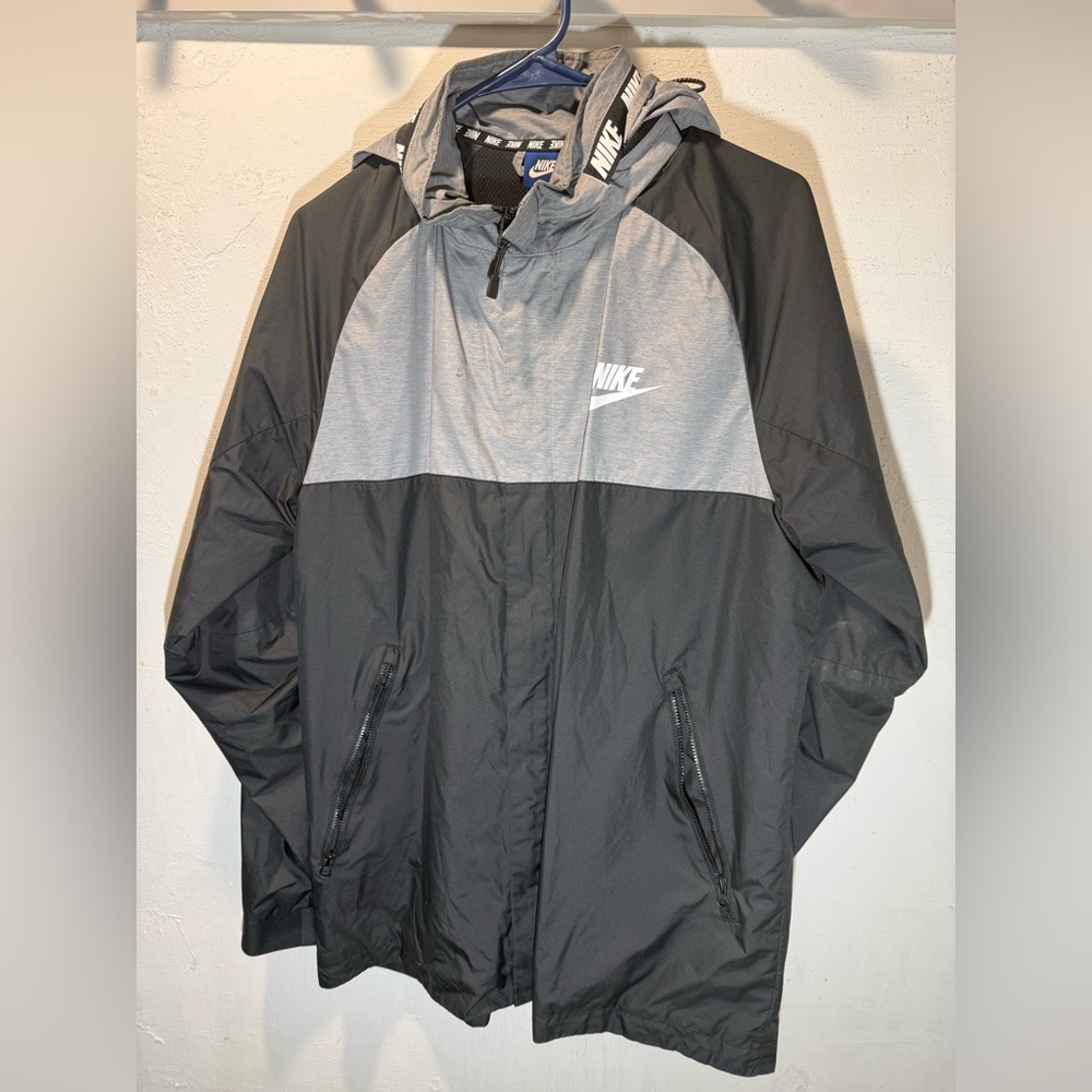 Nike Black and Gray Hooded Windbreaker Jacket